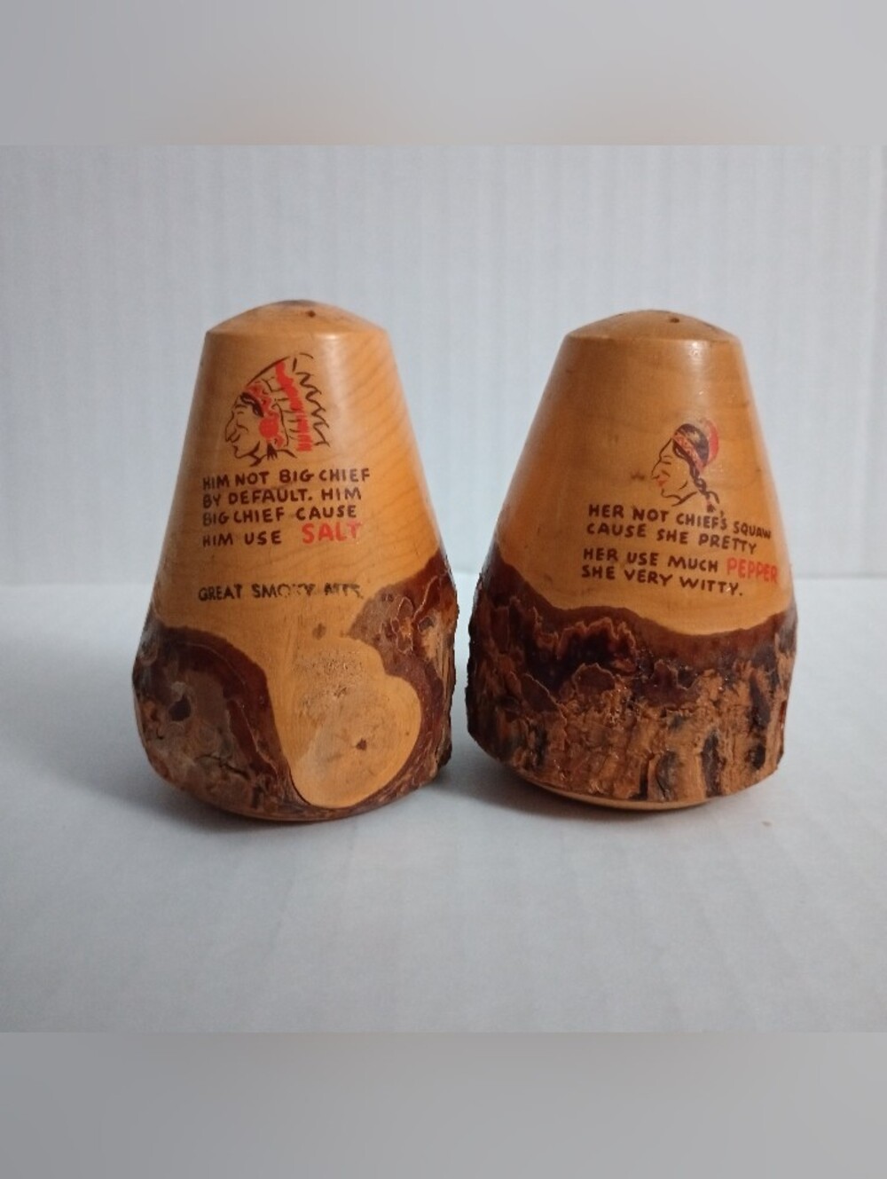 Great Smoky Mountains Vintage Souvenir Salt And Pepper Shakers Wooden Bark
